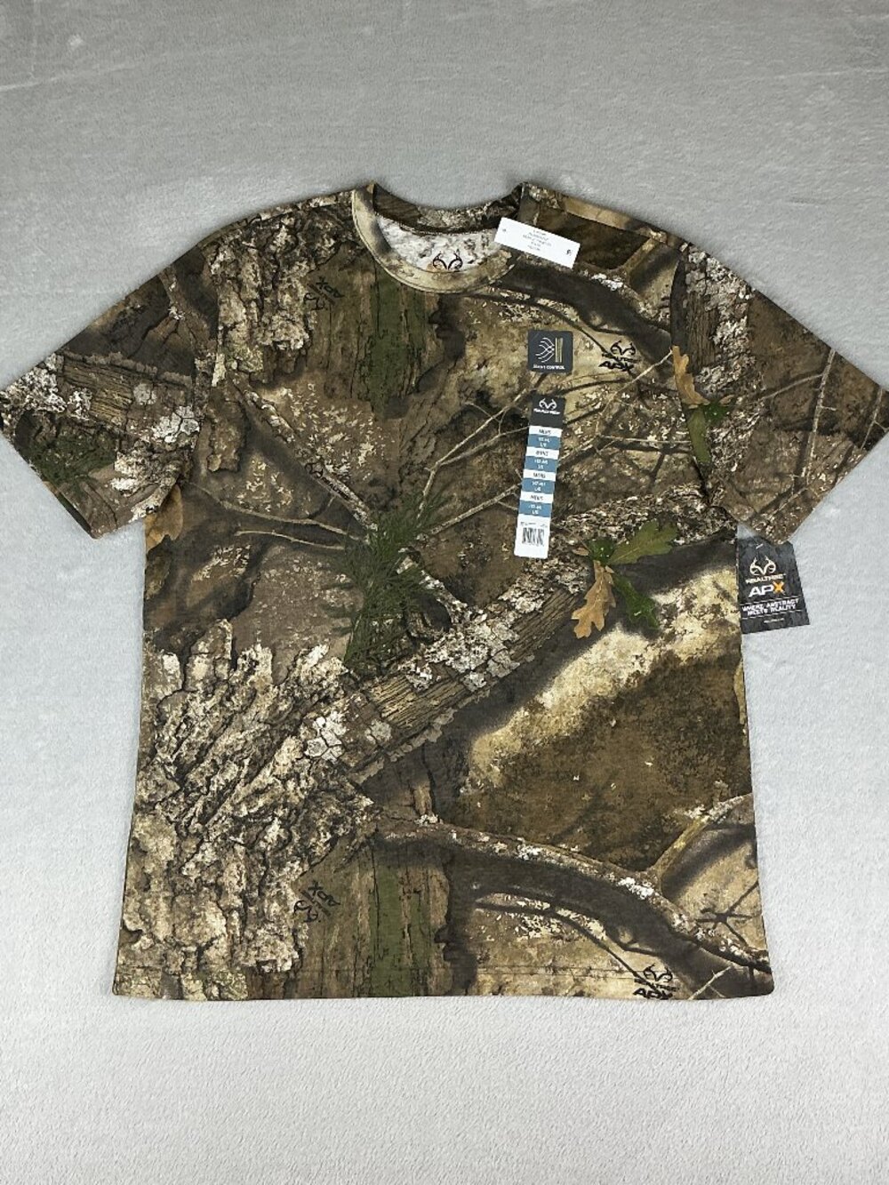 Realtree APX Scent Control Hunting Camo T-Shirt Short Sleeve Size L (42-44) NWT
